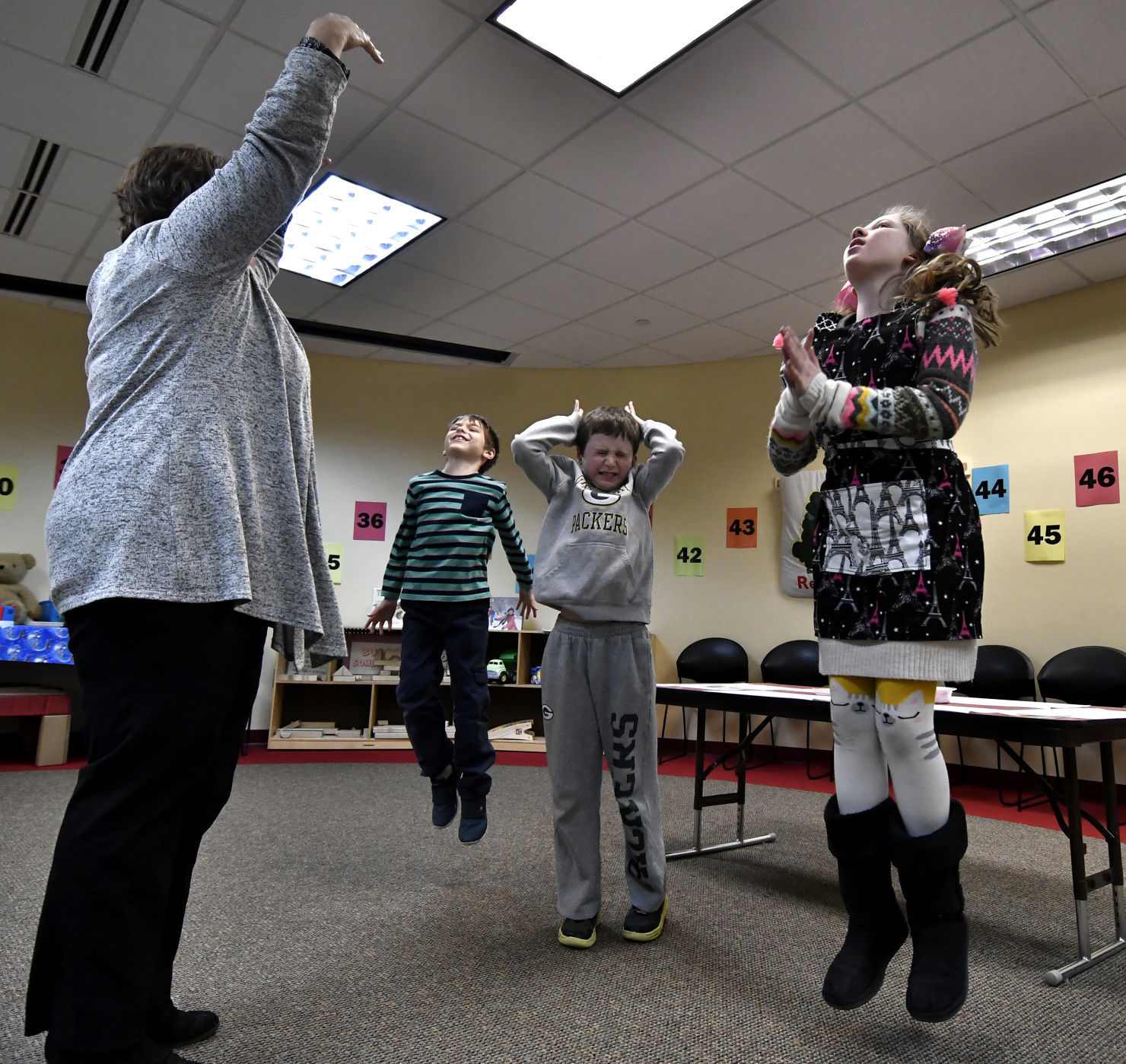 LIBRARY DISCOVER THEATER CLASS